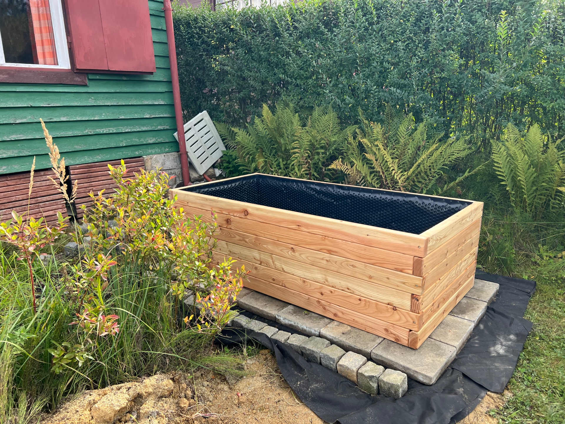 Modřínový záhon do Jihlavy 